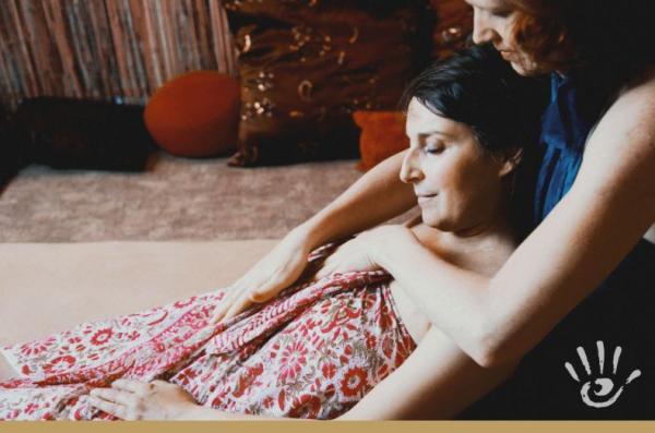 Yoni Massage von Frau zu Frau-AnuKan-Dresden.jpg